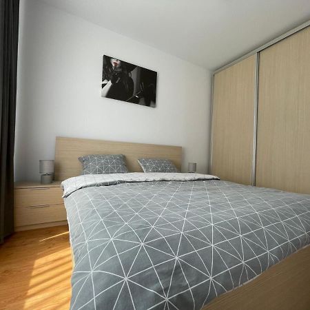 Silence Apartment 2 Oradea Ngoại thất bức ảnh